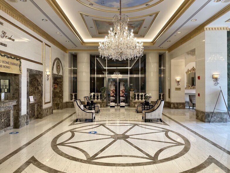 Building Photo - 440 ?Olohana St