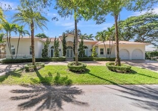 Building Photo - 17910 SW 80th Ave