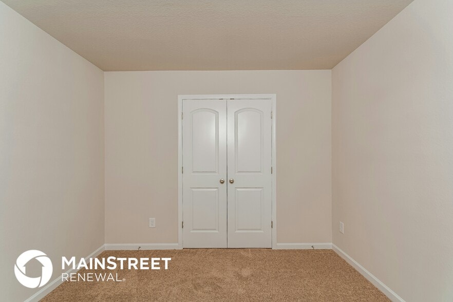 Building Photo - 364 Gourd St