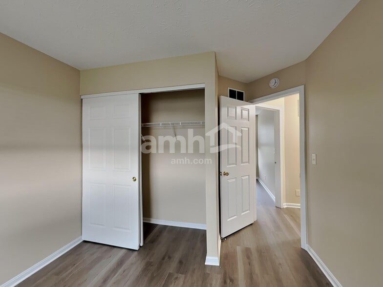 Building Photo - 563 Tupelo Dr