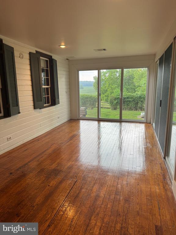 Building Photo - 2839 Uniontown Rd