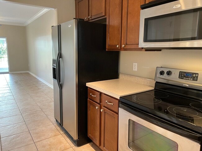 Building Photo - 8 Myrtle Oak Way