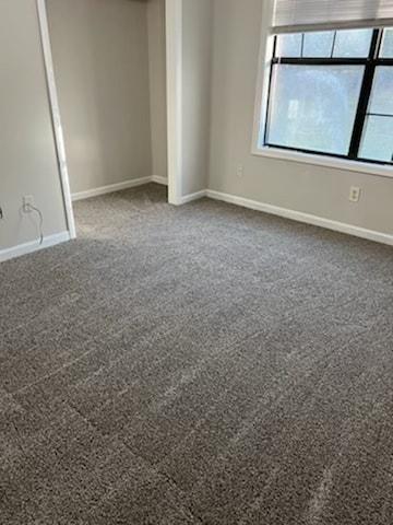 Building Photo - 498 E University Dr