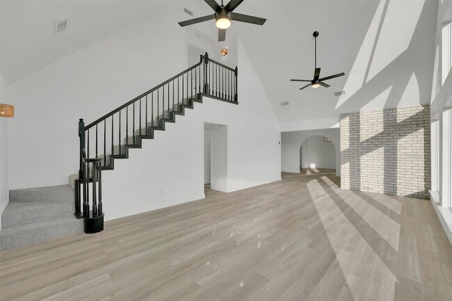 Building Photo - 9568 Houston Hill Rd