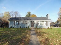Building Photo - 829 Laurel Hill Rd