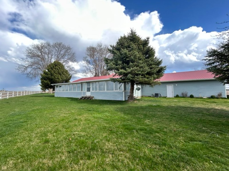 Building Photo - 825 4300 N