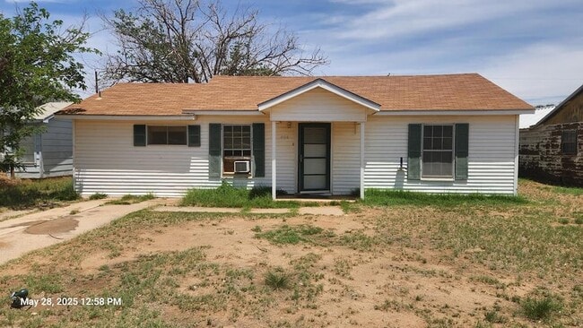 Primary Photo - 406 4th St