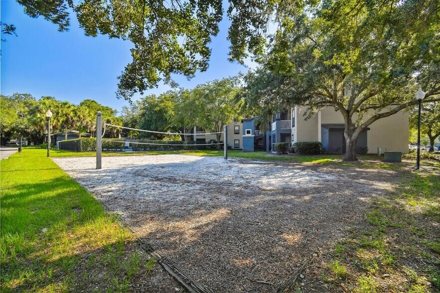 Building Photo - 8517 Island Breeze Ln