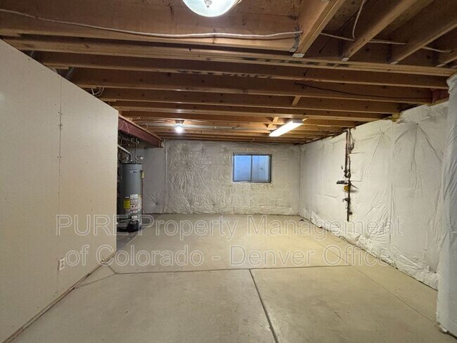 Building Photo - 9996 Spring Hill Ln