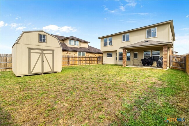 Building Photo - 3306 Lorne Dr