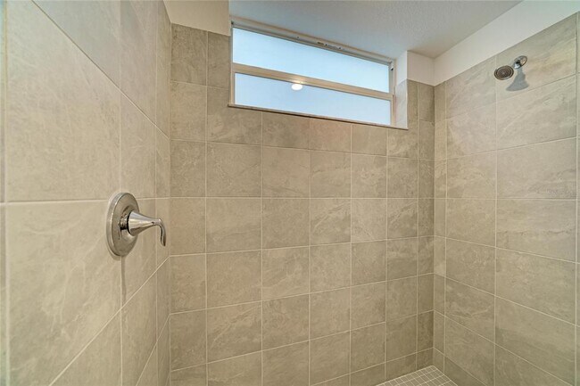 Building Photo - 19015 Scallop Lp