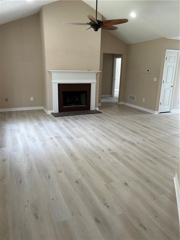 Building Photo - 4209 Zephyrhills Dr