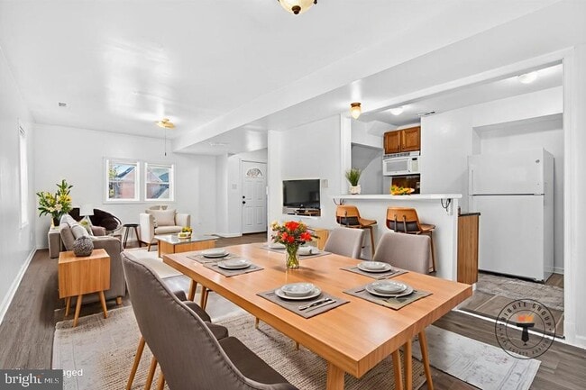 Building Photo - 1118 Sterling Ave