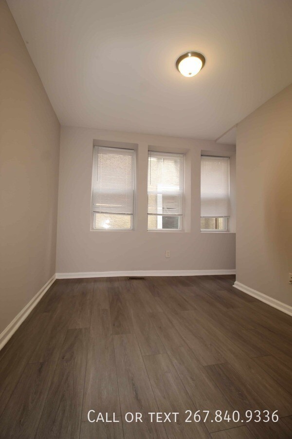 Building Photo - 1016-1018 S 52nd St-16.2B