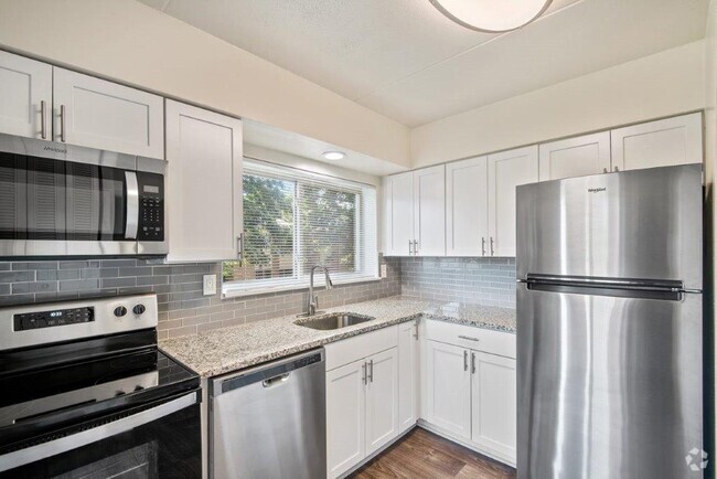 Building Photo - Top Field Apartment Homes