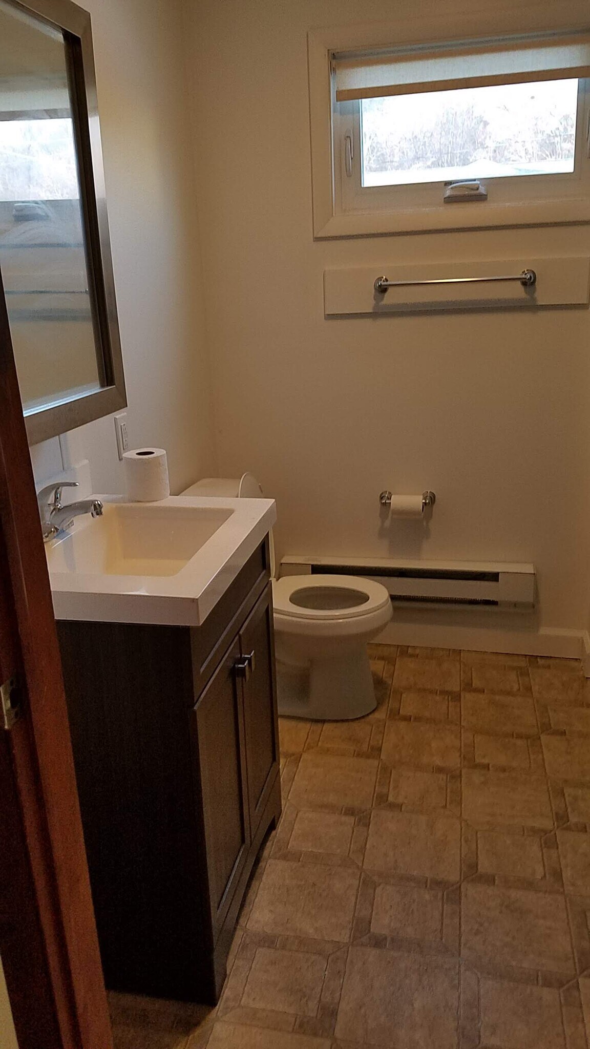 Bathroom Sink & Toilet - 188 E Main St