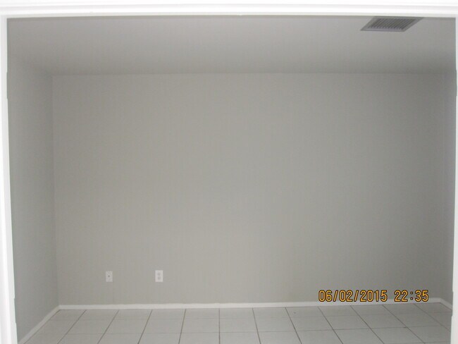 Building Photo - 3394 N Glen Creek Dr