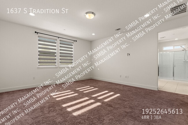 Building Photo - 1637 Tradition St