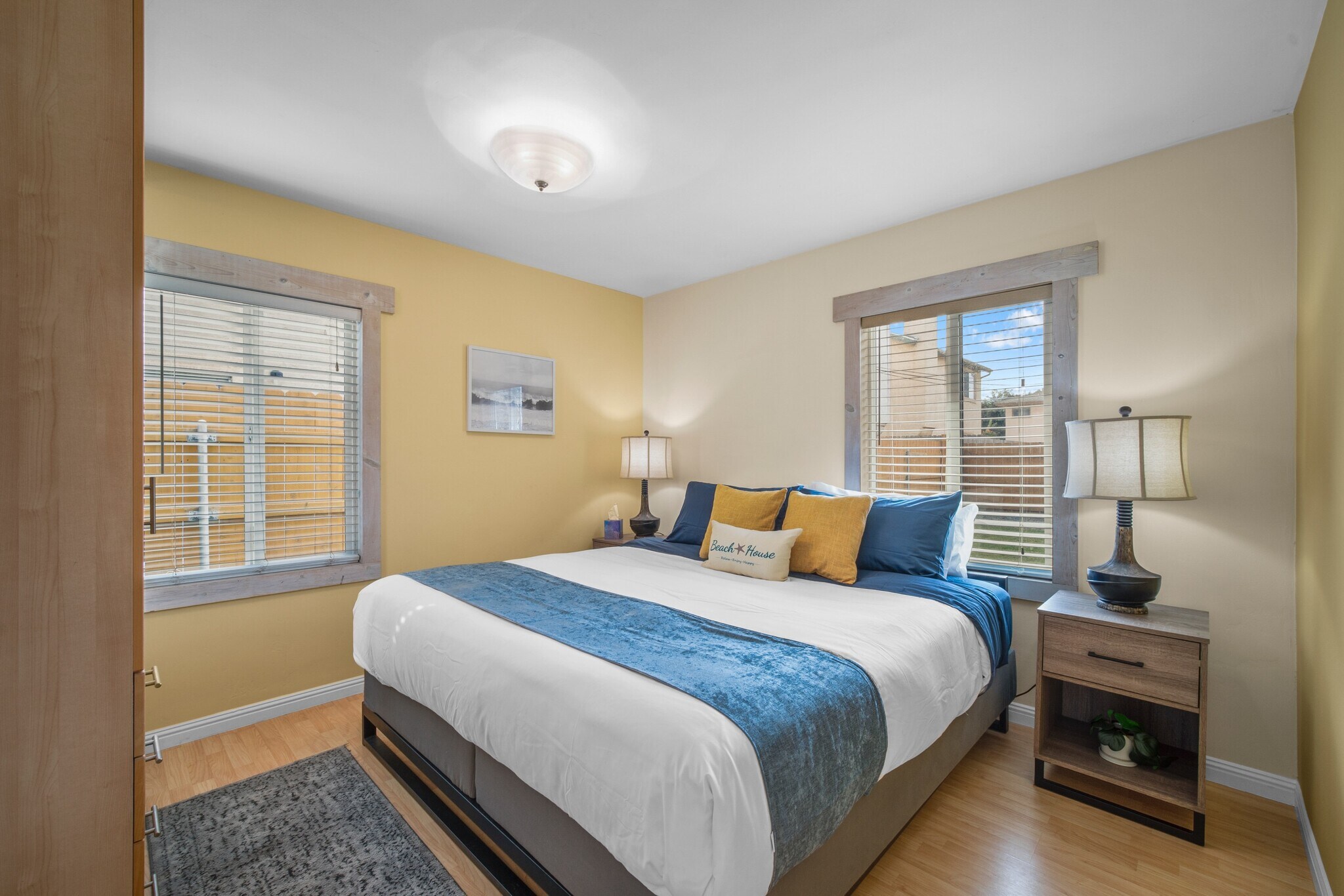 KIng Bed - 964 13th St