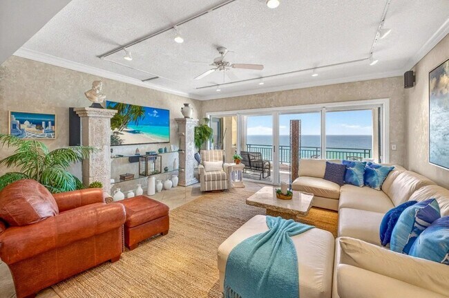 Building Photo - 4447 Southwinds Dr