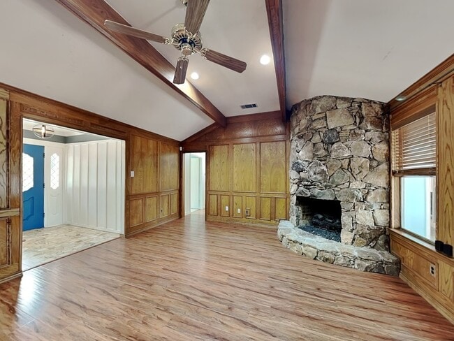 Building Photo - 10114 Branwood Ln