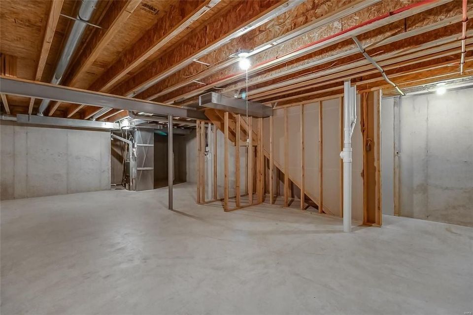 unfinished basement - 256 Countryshire Dr
