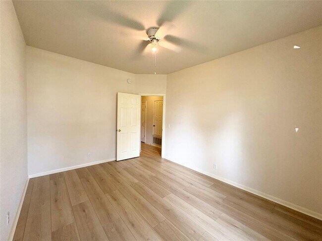 Building Photo - 7006 Rambollet Terrace
