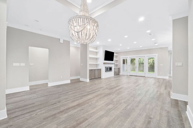 Building Photo - 52 Okahatchee Cir SE
