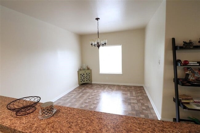 Building Photo - 1513 Cage St