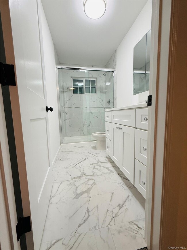 Building Photo - 134 Cedar Ln