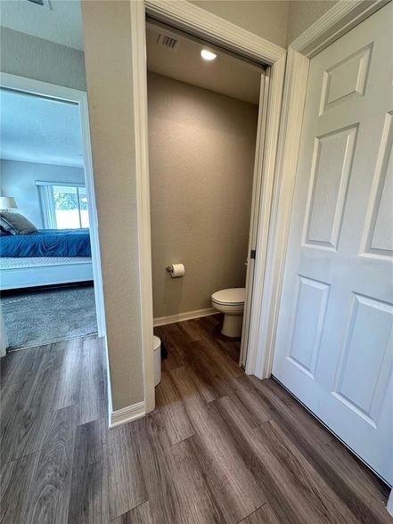 Building Photo - 6911 Gideon Cir