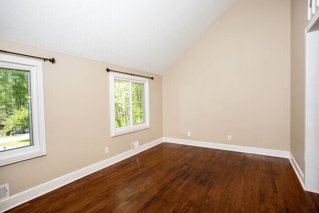 Building Photo - 4641 Anastasia Ct