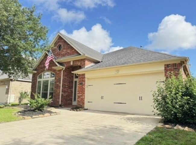 Building Photo - 27926 Barberry Banks Ln