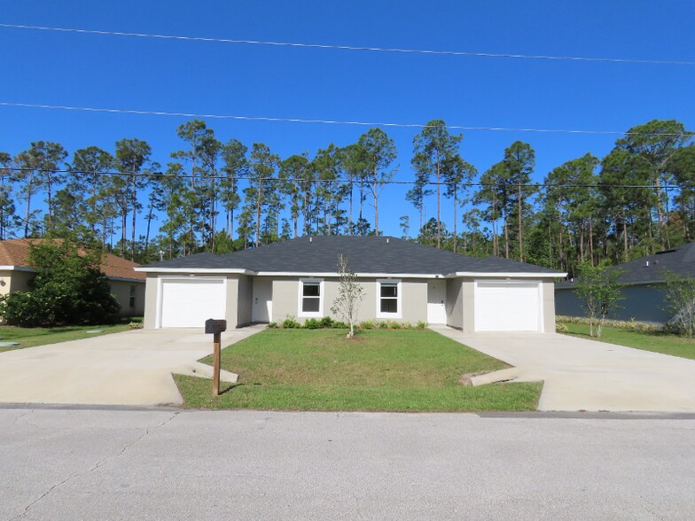 Primary Photo - 32 Riddle Dr