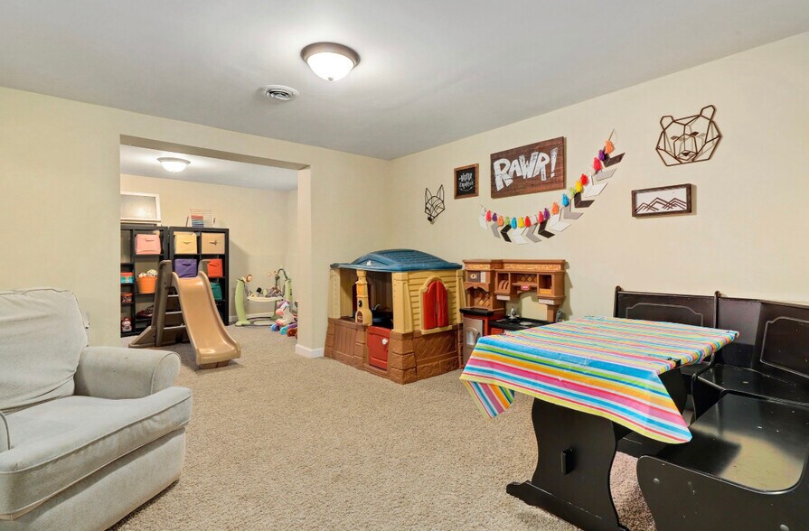 Basement - 511 Krause Ave