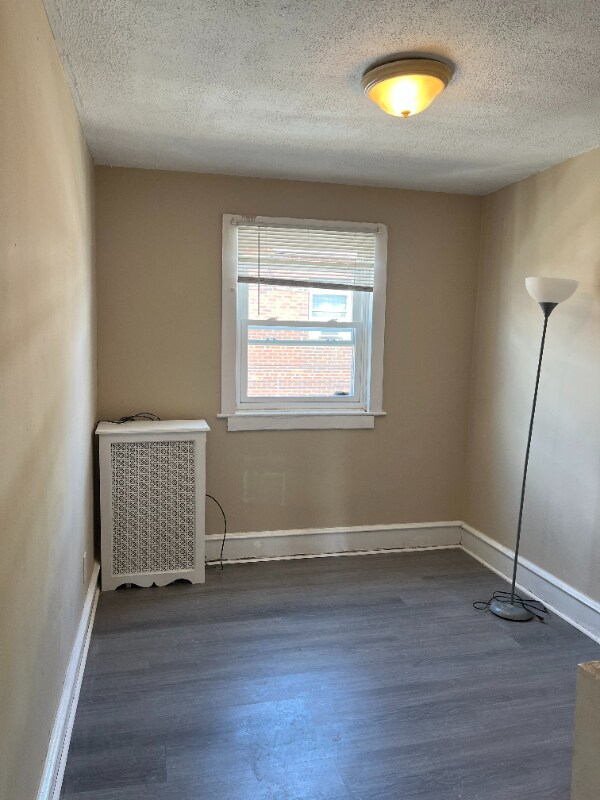 Building Photo - 1467 Lardner St