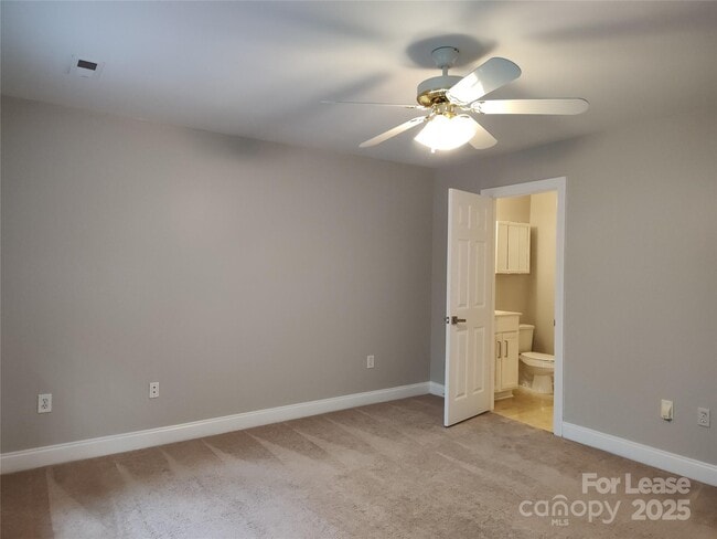 Building Photo - 2120 Sardony Ln