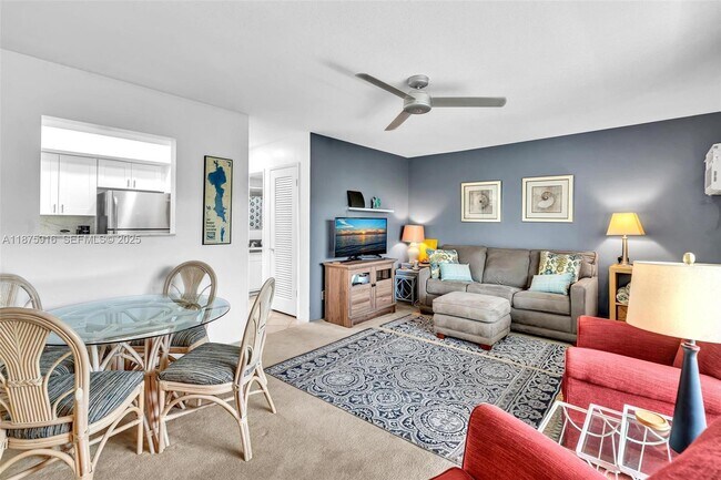 Building Photo - 2501 N Ocean Blvd