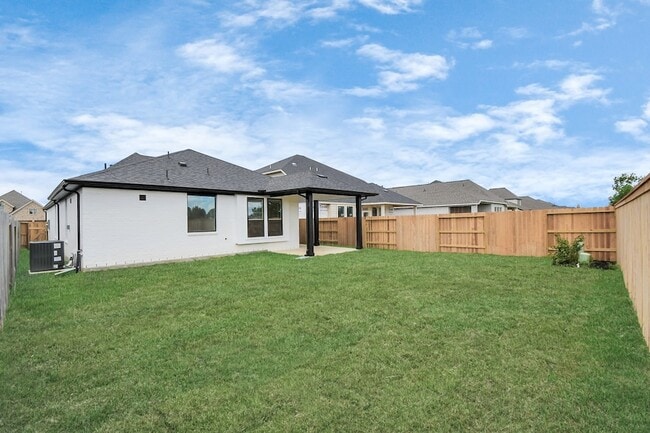 Building Photo - 19807 Palomino Pr Trl