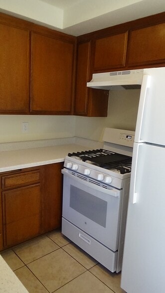 Kitchen 4 - 725 Summerwood Ln