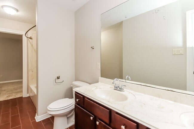 Building Photo - 11127 Overland Trail Dr