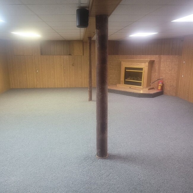 Building Photo - Large Home on NorthSide Grand Junction!!!!
