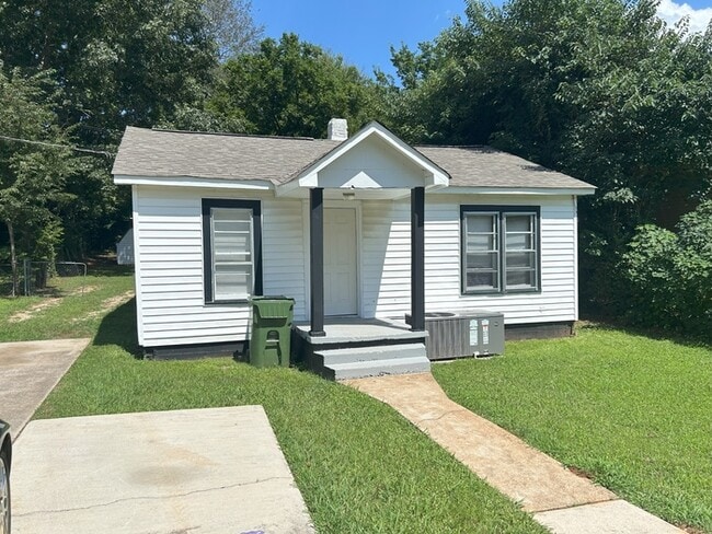 Primary Photo - 4003 Penny St SW