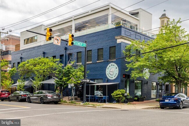 Building Photo - 601 N Fairfax St