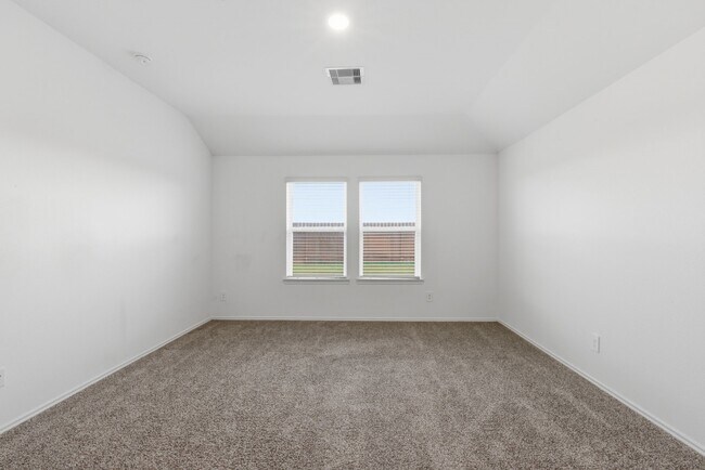 Building Photo - 24343 Saddlestone Green Dr