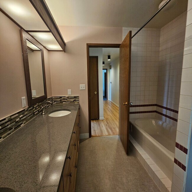 Building Photo - Private Bainbridge Island Retreat with Acreage & Modern Comforts