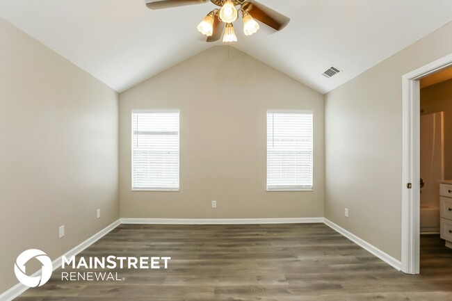 Building Photo - 4725 Klondike Cir