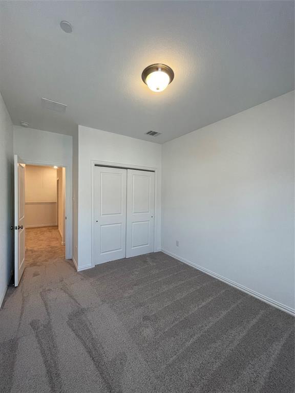Building Photo - 9931 Tolbert St