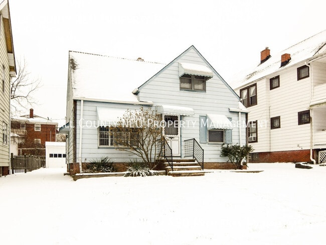 Building Photo - 4909 E 85th St
