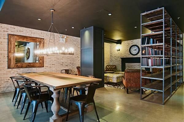 Building Photo - 53 Broadway